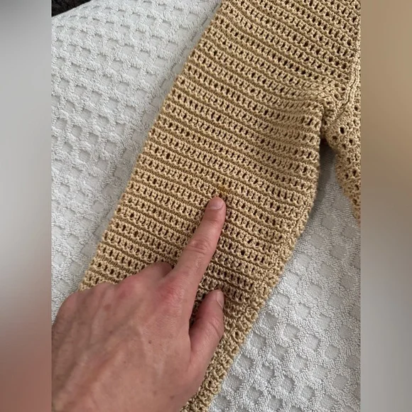 Vince Crochet Cardigan Sweater in Straw Tan Size Medium V733478715 Retail $395 - Picture 10 of 16